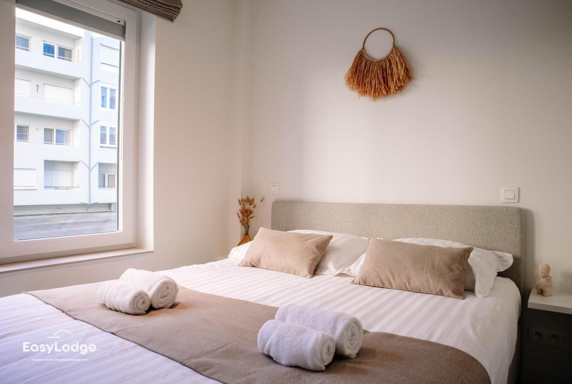 Appartement Stijlvol Met Terras En Panoramisch Zeezicht