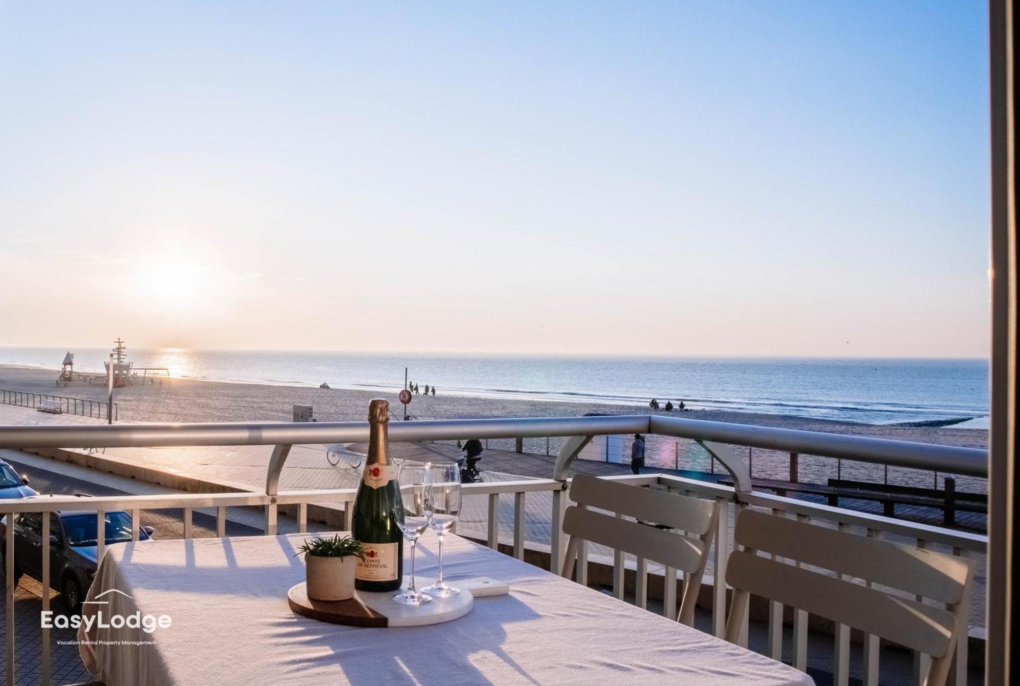 Stijlvol Met Terras En Panoramisch Zeezicht Appartement *